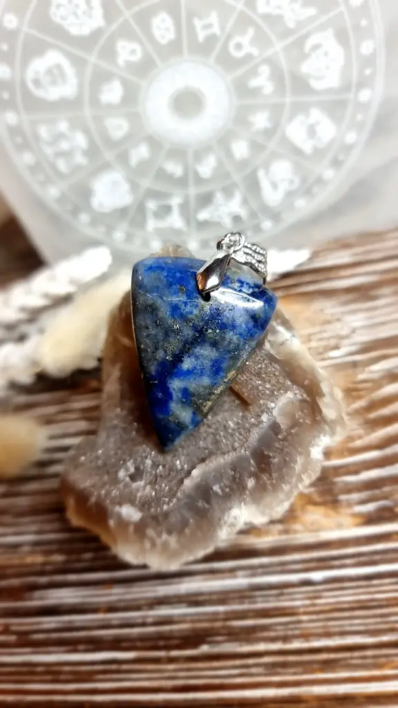 Afghanite. 3,7x2,7cm