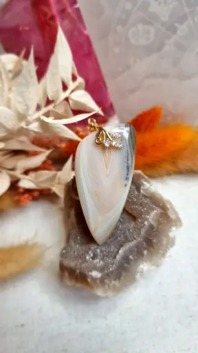 Agate de Madagascar  5,2x2,4cm