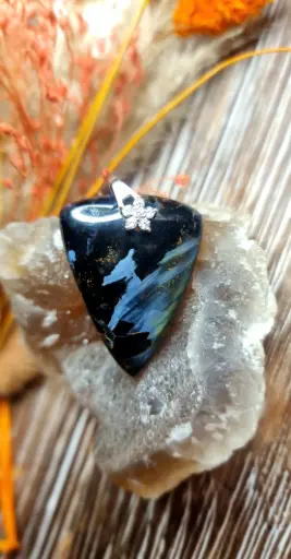Pietersite. Namibie.  3,5x2,6cm
