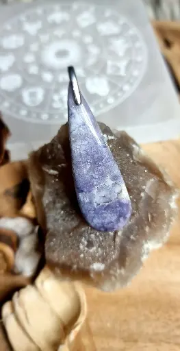 Opale morado. 5,1x1,8cm